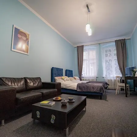 Duży Apartament - Cichy Zakątek Na Starówce